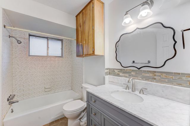 4812 Ivy Street, Pasadena, TX 77505
