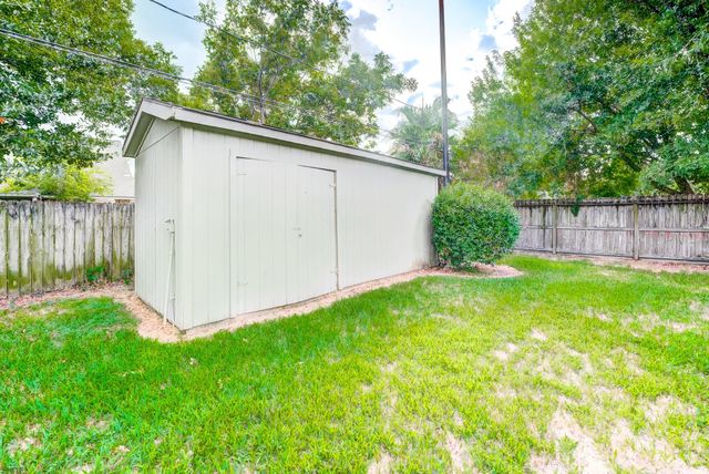 4812 Ivy Street, Pasadena, TX 77505