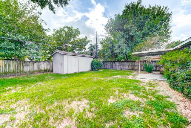 4812 Ivy Street, Pasadena, TX 77505
