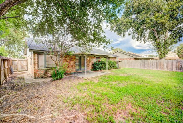 4812 Ivy Street, Pasadena, TX 77505