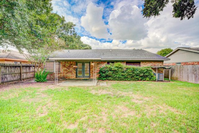4812 Ivy Street, Pasadena, TX 77505