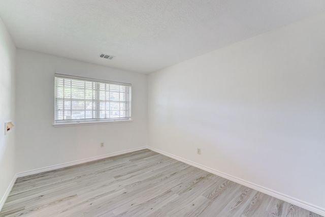 4812 Ivy Street, Pasadena, TX 77505