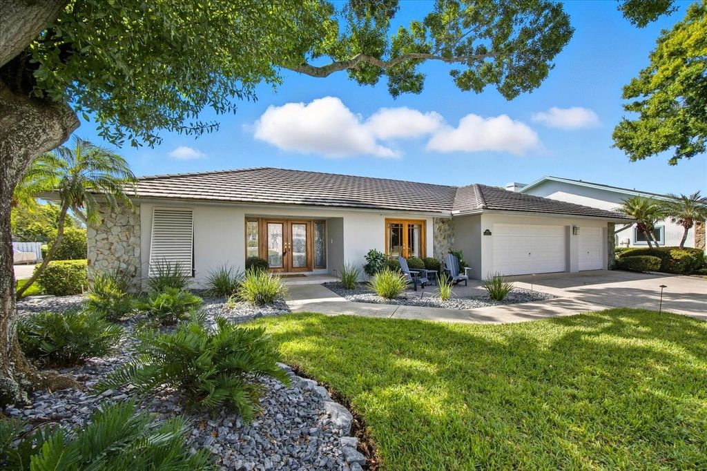 2900 SANDPIPER PLACE, Clearwater, FL 33762