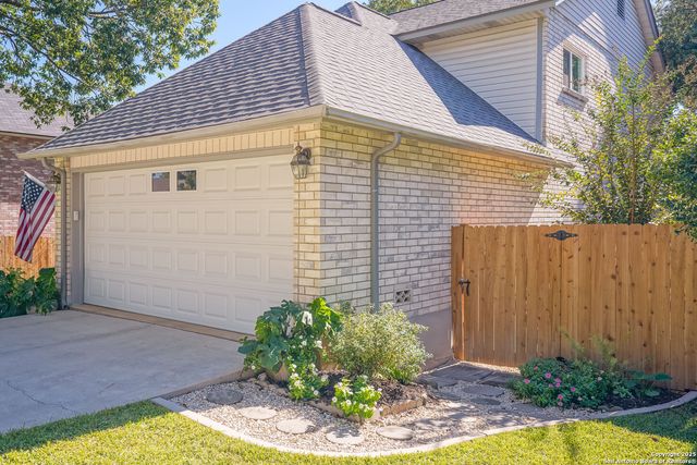 8410 Tiguex, Universal City, TX 78148