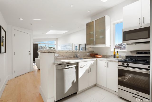 2315 Van Ness Avenue 7, San Francisco, CA 94109