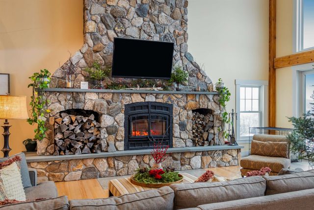 344 Morrie Road, Washington, VT 05675