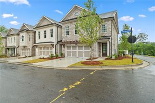 151 Wards Crossing Way 9, Johns Creek, GA 30022