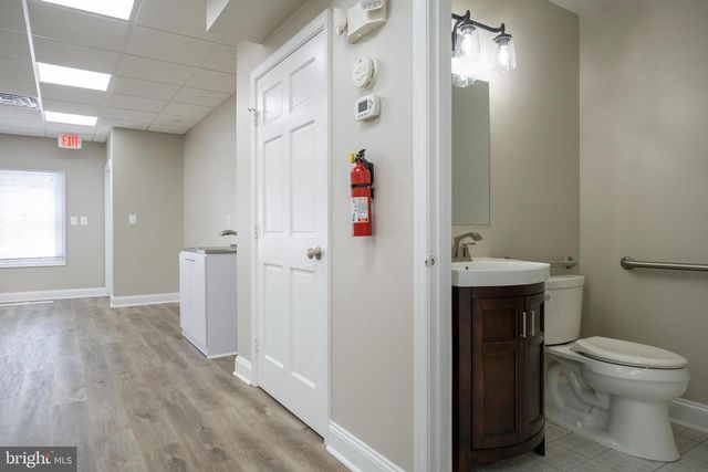 7330 MCWHORTER PL #7330B, Annandale, VA 22003