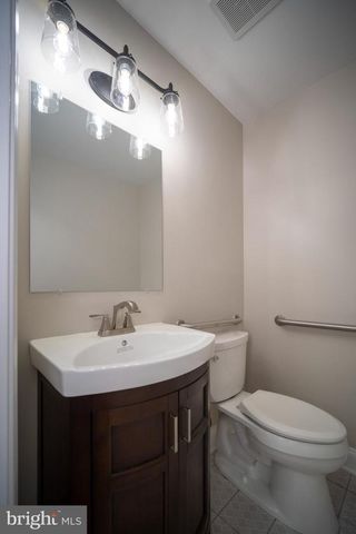 7330 MCWHORTER PL #7330B, Annandale, VA 22003