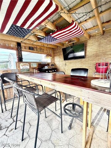 32125 Densmore Road, Willowick, OH 44095