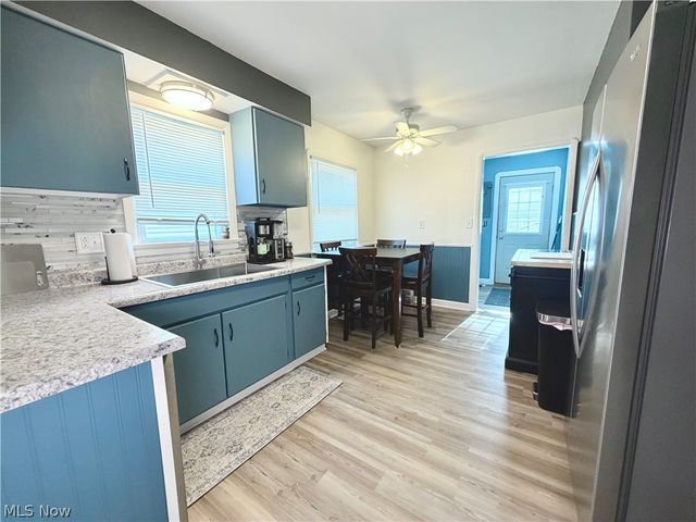 32125 Densmore Road, Willowick, OH 44095
