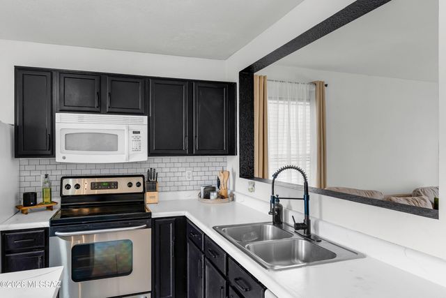 4217 E Boulder Springs Way, Tucson, AZ 85712