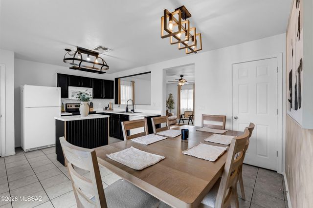 4217 E Boulder Springs Way, Tucson, AZ 85712