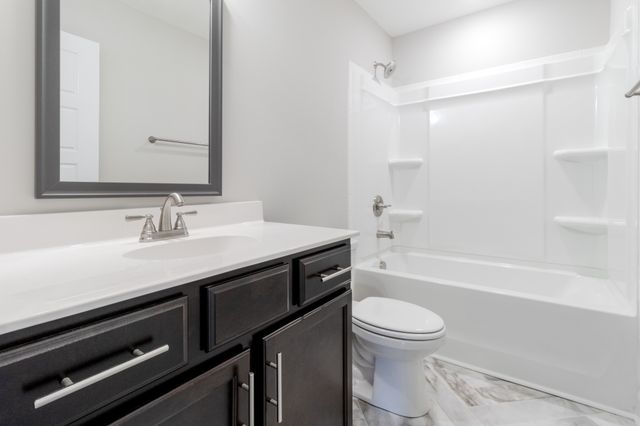 2669 Brewster Dr, Clarksville, TN 37042