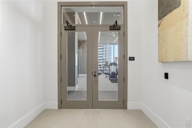 275 1ST AVE S 1804, St Petersburg, FL 33701