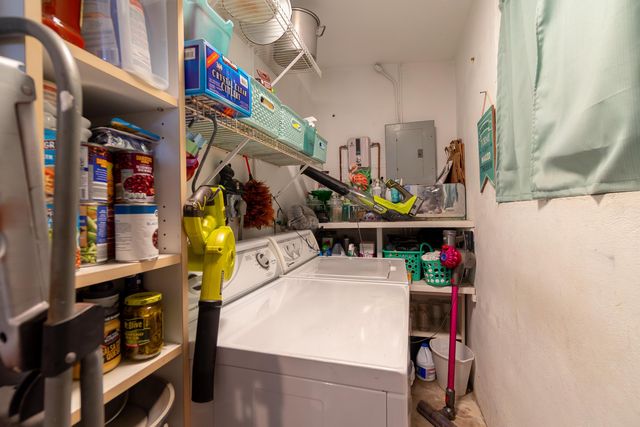 206 SE 3rd Avenue, Boynton Beach, FL 33435