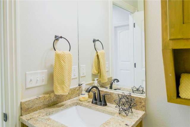 5 Francis Lane, Bella Vista, AR 72715