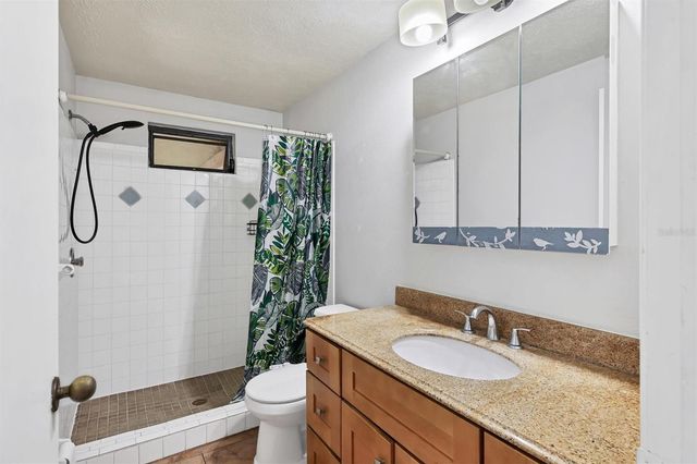 4038 OLIVE AVENUE, Sarasota, FL 34231