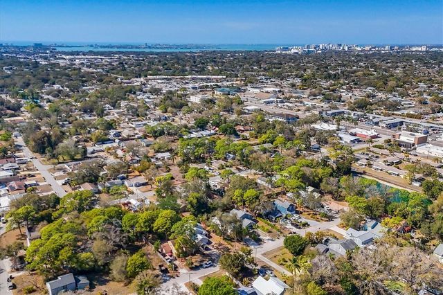 4038 OLIVE AVENUE, Sarasota, FL 34231