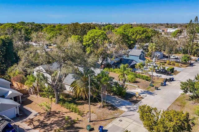 4038 OLIVE AVENUE, Sarasota, FL 34231