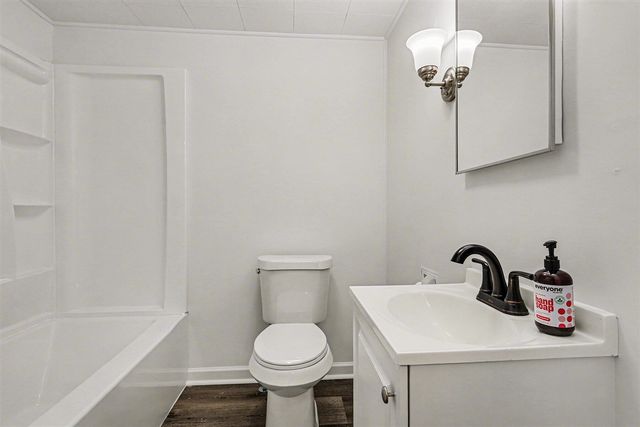 9700 Fenner Road, Perry, MI 48872