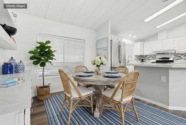 122 Beechwood Lane, Oceanside, CA 92054