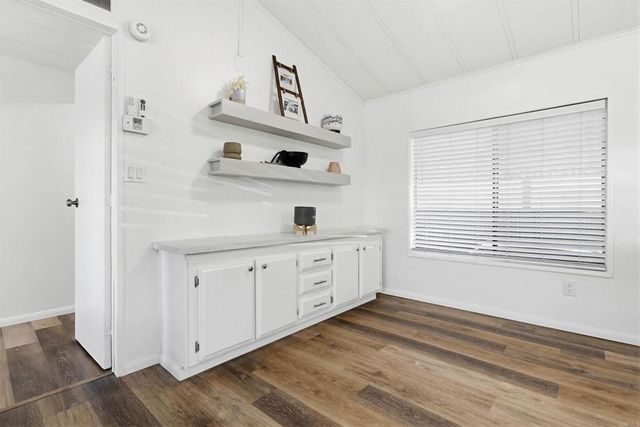 122 Beechwood Lane, Oceanside, CA 92054