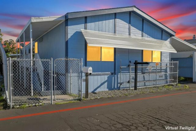 122 Beechwood Lane, Oceanside, CA 92054