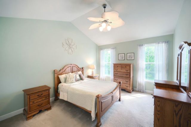 95 E SUMMIT DR, Littlestown, PA 17340