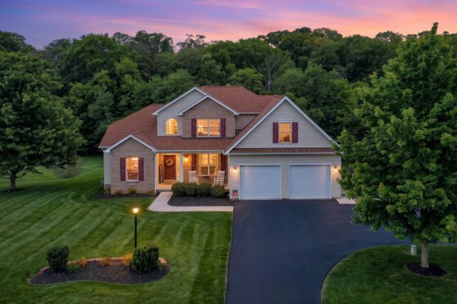95 E SUMMIT DR, Littlestown, PA 17340