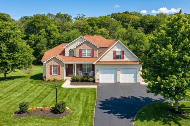 95 E SUMMIT DR, Littlestown, PA 17340
