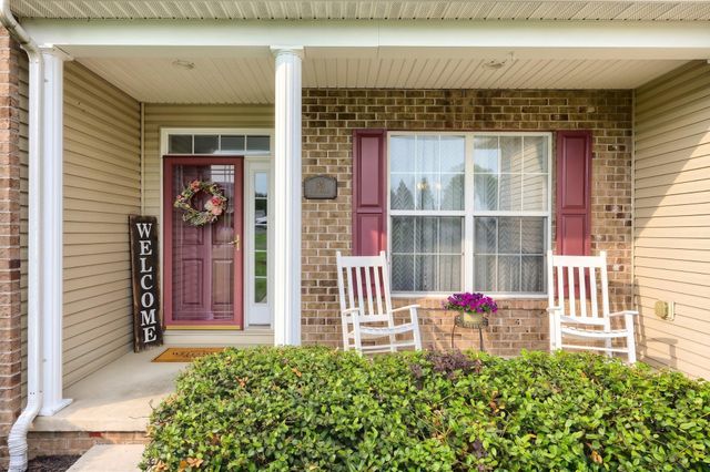 95 E SUMMIT DR, Littlestown, PA 17340