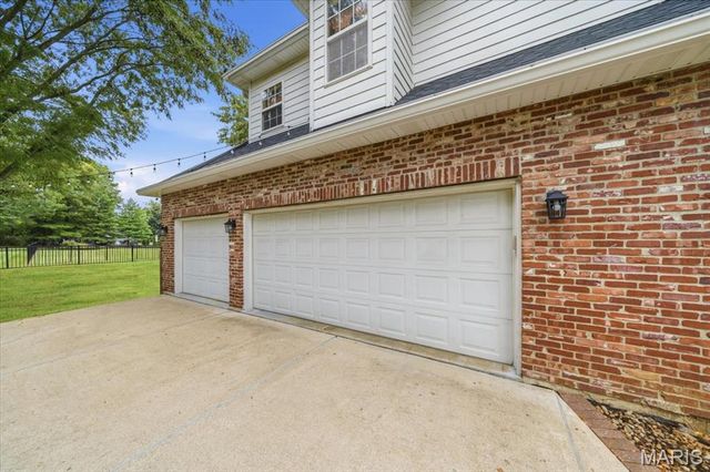 1715 Cameron Court, Edwardsville, IL 62025