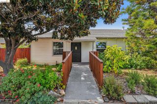 18 W Bissell Ave 204, Richmond, CA 94801