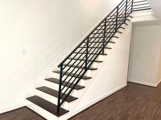 4913 Southwind Street B, Houston, TX 77033