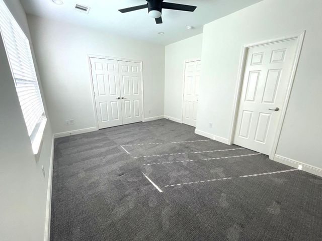 4913 Southwind Street B, Houston, TX 77033