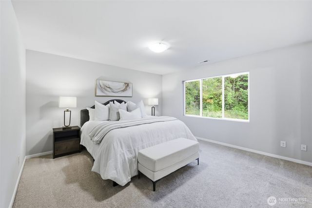 2045 81st Avenue E, Edgewood, WA 98371