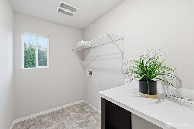 2045 81st Avenue E, Edgewood, WA 98371