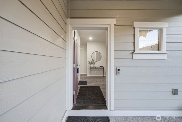 2045 81st Avenue E, Edgewood, WA 98371