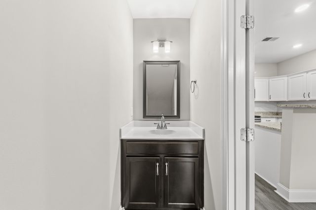 287 Smithson Ln, Clarksville, TN 37040