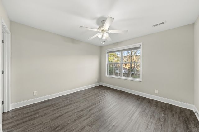 287 Smithson Ln, Clarksville, TN 37040