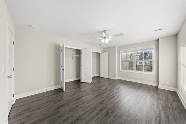 287 Smithson Ln, Clarksville, TN 37040