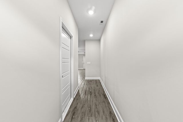 287 Smithson Ln, Clarksville, TN 37040