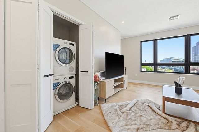 70 Leo Birmingham Parkway 501, Boston, MA 02135