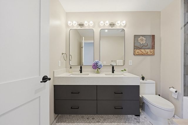 70 Leo Birmingham Parkway 501, Boston, MA 02135