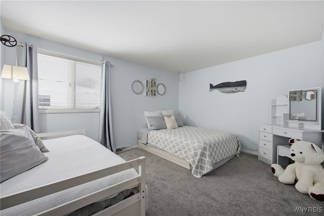 210 Stuewe Road, Amherst, NY 14068