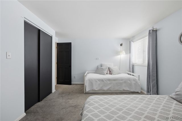 210 Stuewe Road, Amherst, NY 14068