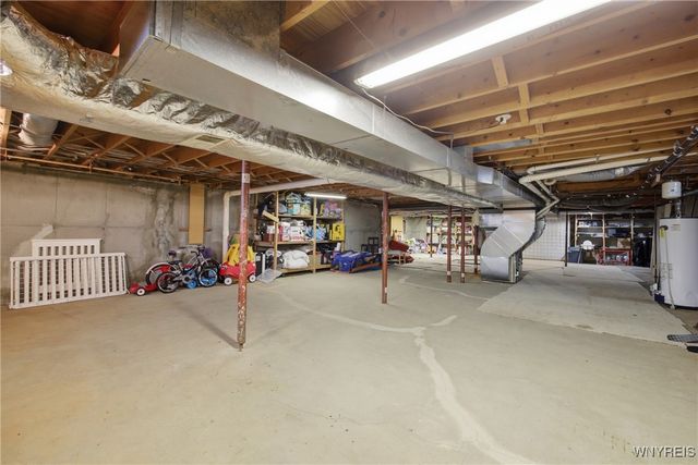 210 Stuewe Road, Amherst, NY 14068