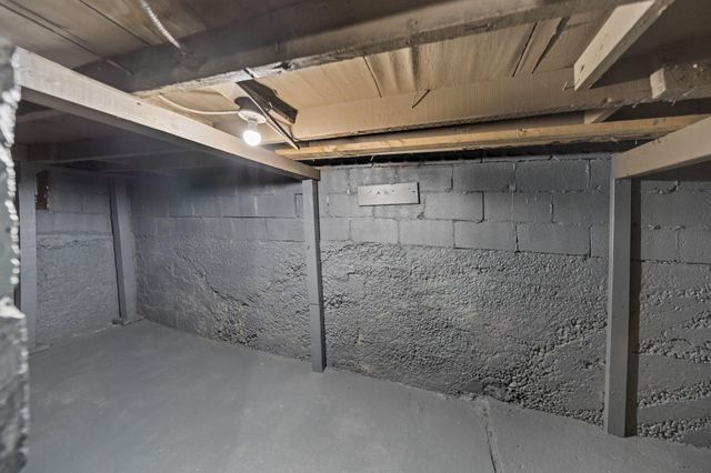 225 S Highland Avenue, Columbus, OH 43223