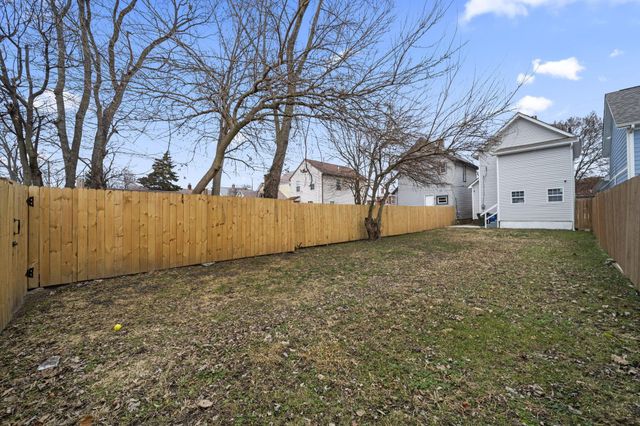 225 S Highland Avenue, Columbus, OH 43223